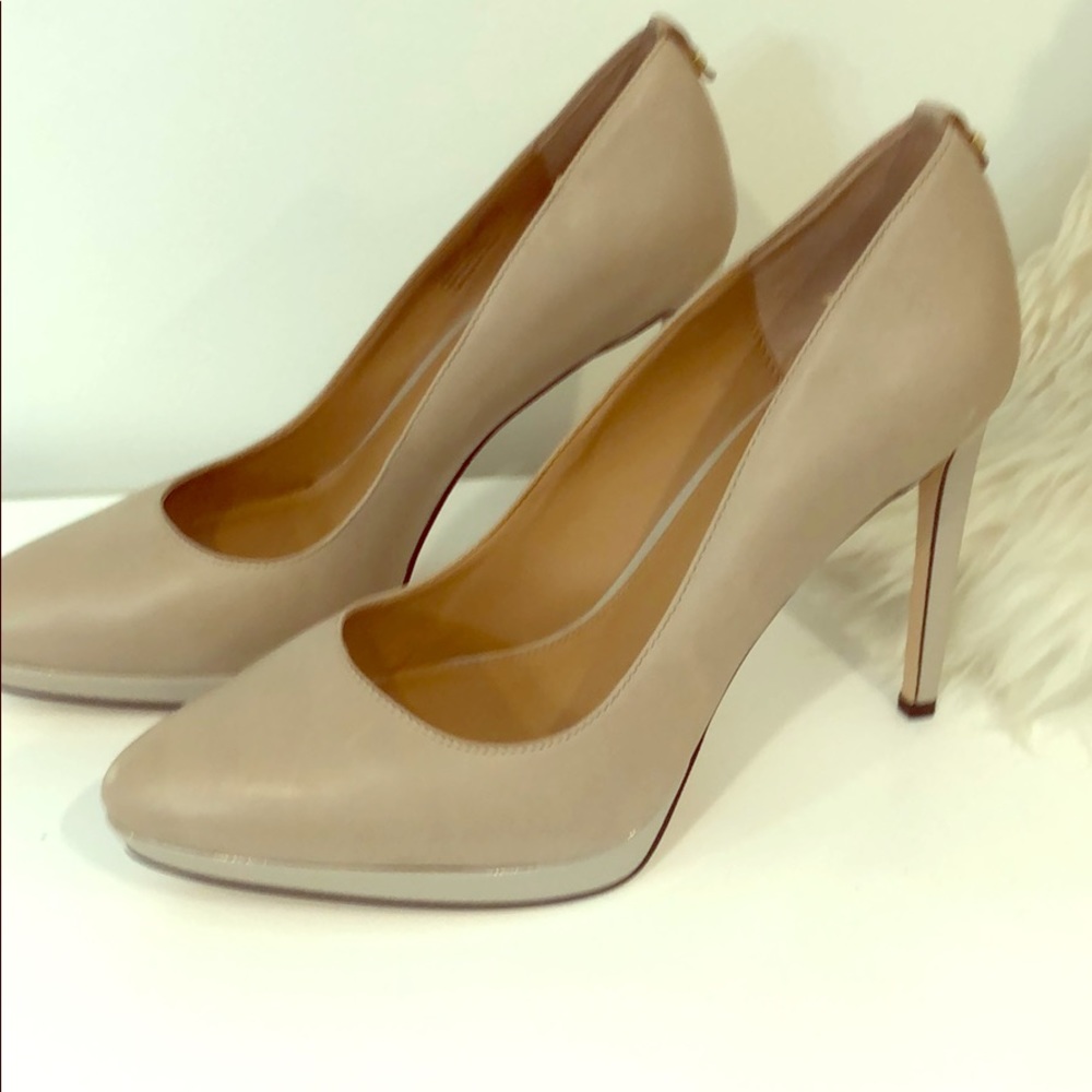 Like new Calvin Klein heels